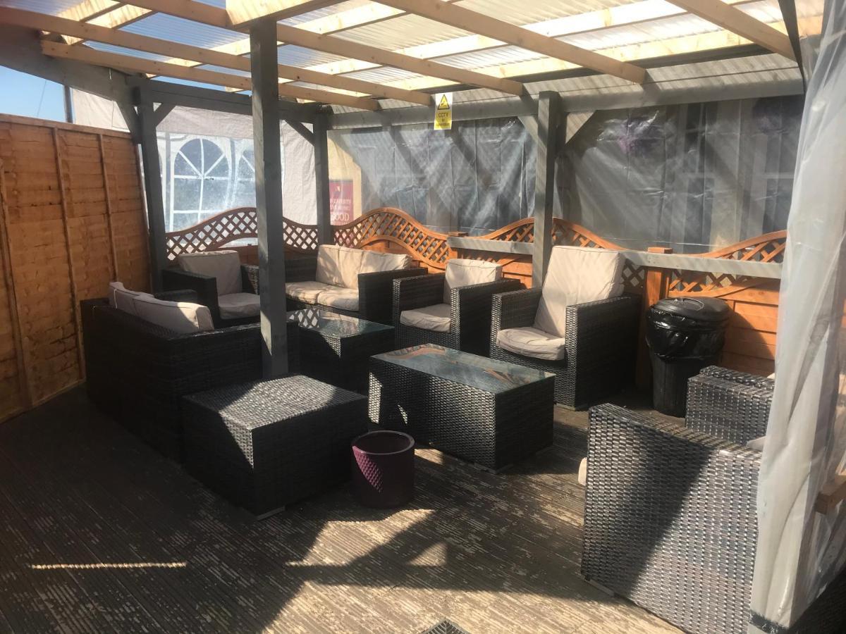 Burnett Arms Hotell Inverurie Eksteriør bilde