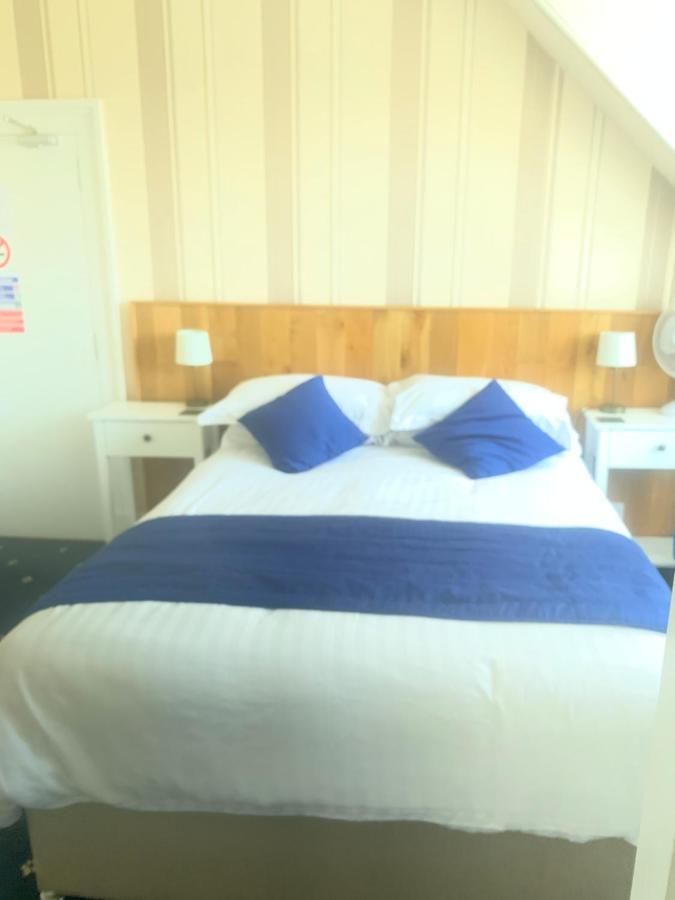 Burnett Arms Hotell Inverurie Eksteriør bilde