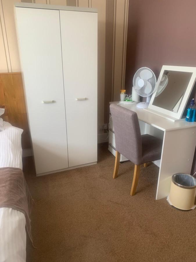 Burnett Arms Hotell Inverurie Eksteriør bilde