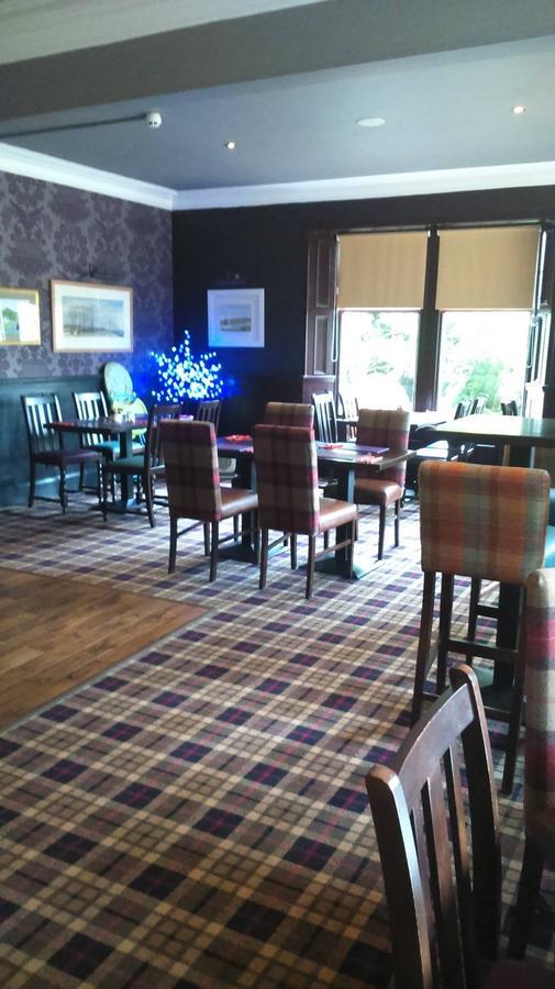 Burnett Arms Hotell Inverurie Eksteriør bilde